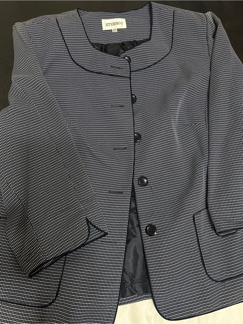 Studio 17 Navy and White Houndstooth Collarless Blazer